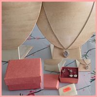 Collier neuf Coeur 💔2 paire de boucles d`oreilles  🌟 3set